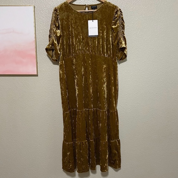 Who What Wear Dresses & Skirts - NEW WITH TAGS midi slip on dress. Size XL